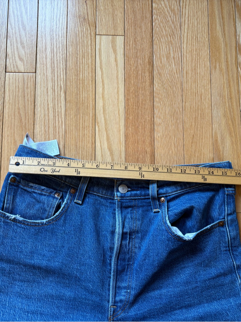 Levi's High-Rise Ribcage Straight Leg Ankle Jeans in Indigo Blue - Picture 9 of 12